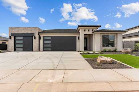 3281 Pharoah Way Santa Clara, UT 84765
