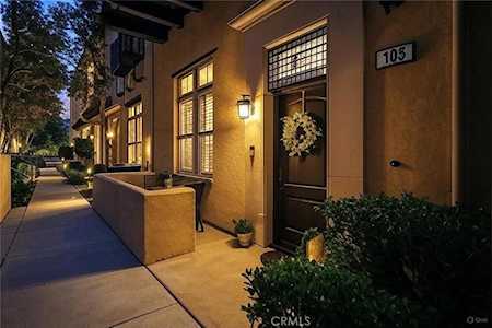 4445 Owens St #105 Corona,  CA 92883