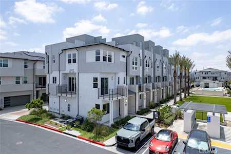 1302 W Bushell St Anaheim,  CA 92805