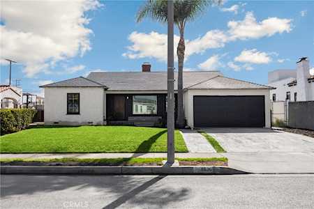 8620 S 4th Ave Inglewood,  CA 90305