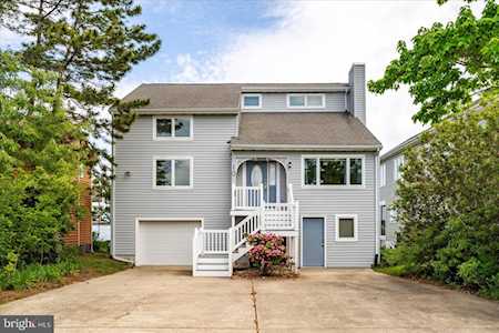 10 Riverside Ct Ocean Pines, MD 21811