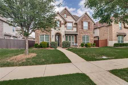 5716 Broadgreen Road Frisco, TX 75035