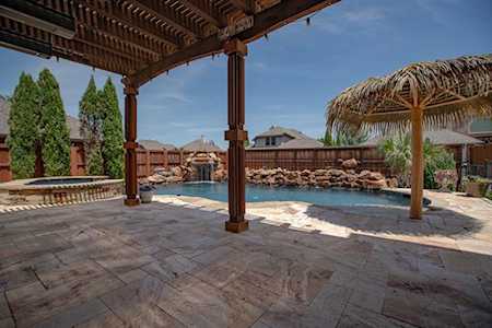 7706 Meadow Glen Drive Sachse, TX 75048