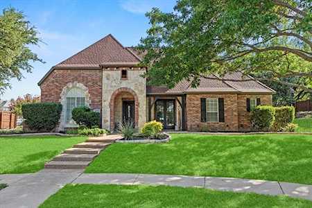 6089 Dripping Springs Drive Frisco, TX 75034