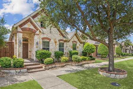9853 Bell Rock Frisco, TX 75035