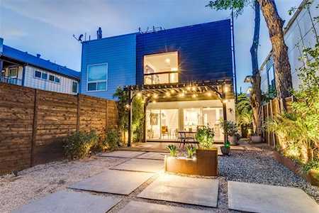 4210 Munger Avenue Dallas, TX 75204