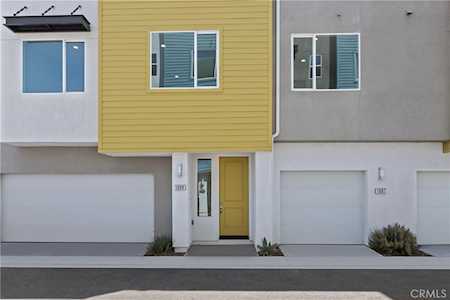 1661 W Broadway Ln Anaheim,  CA 92801