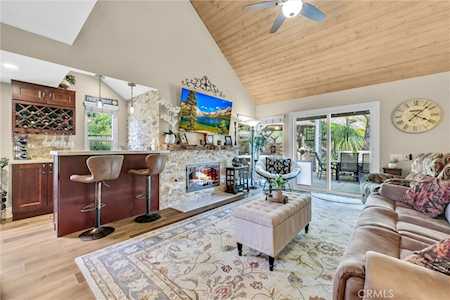 6136 E Morningview Dr #31 Anaheim Hills,  CA 92807