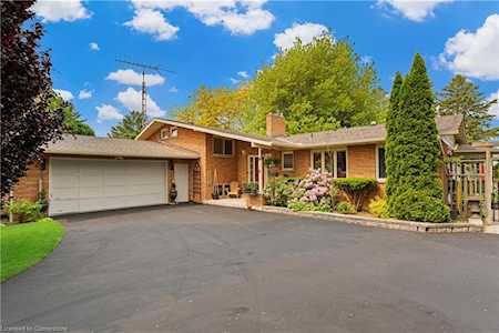 1898 Concession 4 Road Niagara-On-The-Lake, ON L0S 1J0