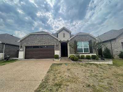 1702 Dreamers Way Wylie, TX 75098