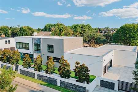 6218 Walnut Hill Lane Dallas, TX 75230