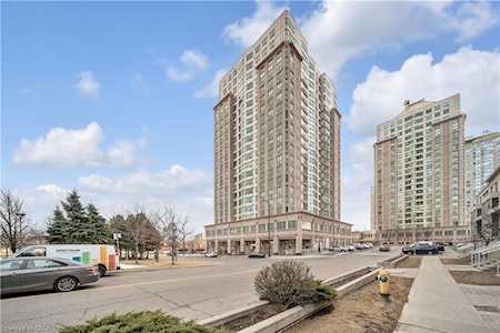 8 Lee Centre Drive #PH203 Scarborough, ON M1H 3H8