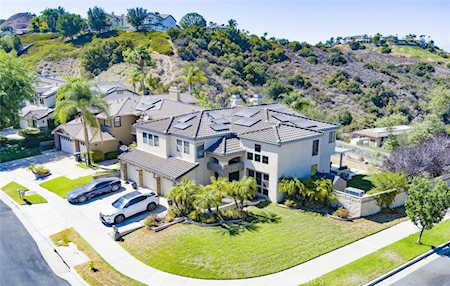 2715 Hidden Hills Way Corona,  CA 92882