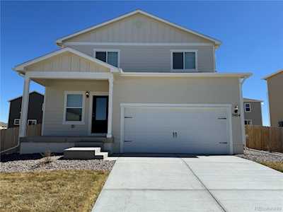 7404 Dolores Avenue Frederick, CO 80530