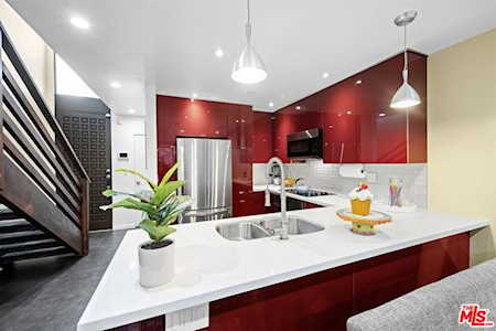 5951 Canterbury Dr #20 Culver City,  CA 90230