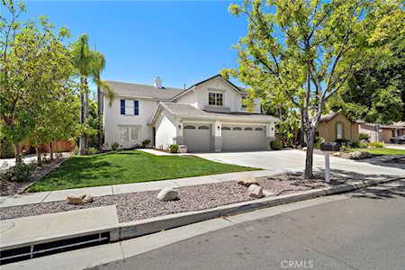 444 Appleby St Corona,  CA 92881