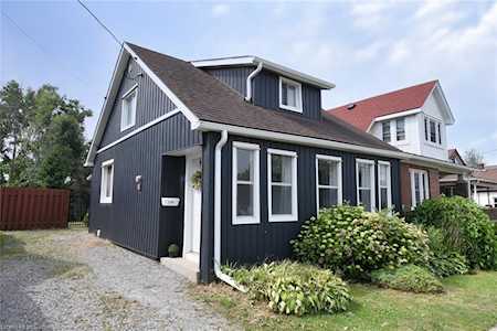 120 Clara Street Thorold, ON L2V 1K1