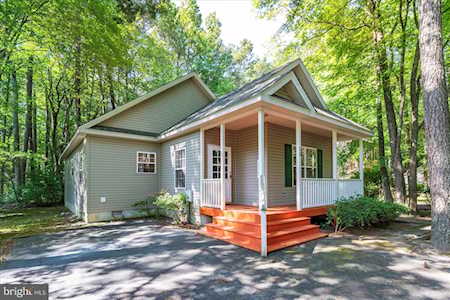 50 Cresthaven Dr Ocean Pines, MD 21811