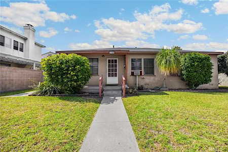 2100 W Valencia Dr Fullerton,  CA 92833