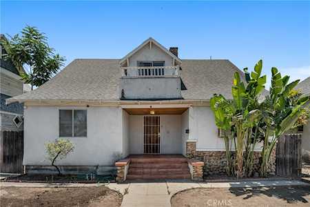 520 E 8th St Corona,  CA 92879