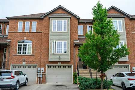 151 Green Road #26 Stoney Creek, ON L8G 3X2