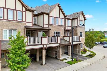 22 Spring Creek Drive #57 Waterdown, ON L8B 1V7