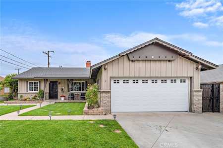 1707 E Romneya Dr Anaheim,  CA 92805