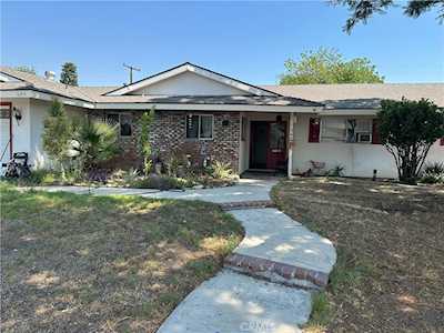 649 W Monterey Rd Corona,  CA 92882