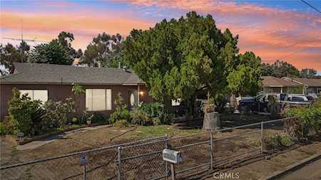 18239 Orange Way Fontana,  CA 92335