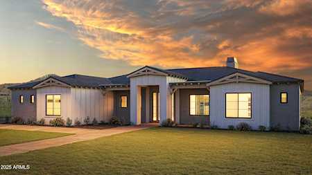 512 E Paint Your Wagon TRL Phoenix AZ 85085 Property