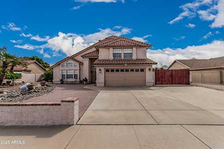 7813 W DREYFUS DR Peoria AZ 85381 Property