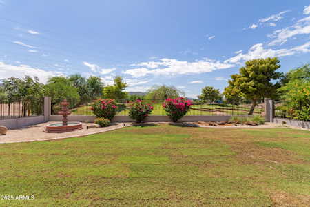 2423 E FREMONT RD Phoenix AZ 85042 Property