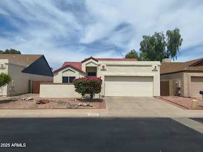 6534 W NORTH LN Glendale AZ 85302 Property
