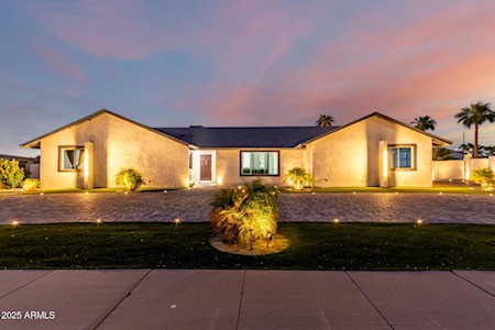 5922 W MICHELLE DR Glendale AZ 85308 Property