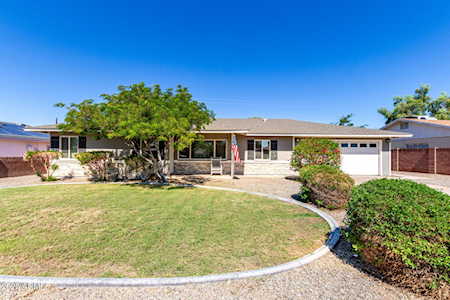 2418 W GREENBRIAR DR Phoenix AZ 85023 Property