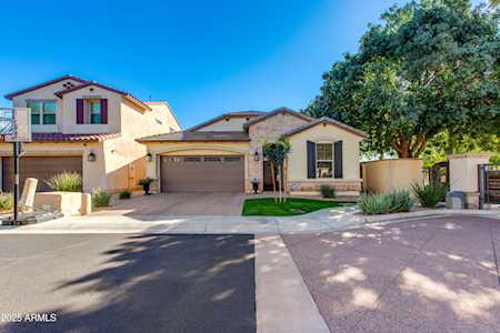 7 E LAURIE LN Phoenix AZ 85020 Property