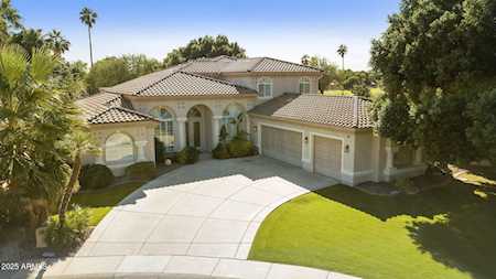 5839 W DEL LAGO CIR Glendale AZ 85308 Property