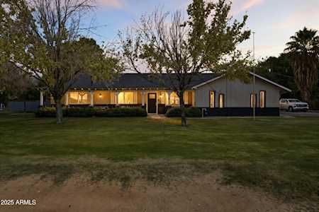 8134 W ACOMA DR Peoria AZ 85381 Property