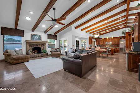 12234 S YAKI CT Phoenix AZ 85044 Property