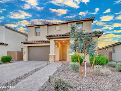 12122 W Levi DR Avondale AZ 85323 Property