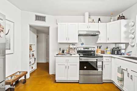 3248 E ROMA AVE Phoenix AZ 85018 Property