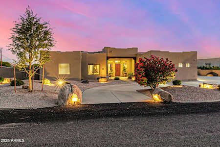 9215 W BUCKSKIN TRL Peoria AZ 85383 Property