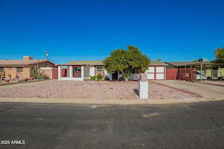 7320 W CINNABAR AVE Peoria AZ 85345 Property