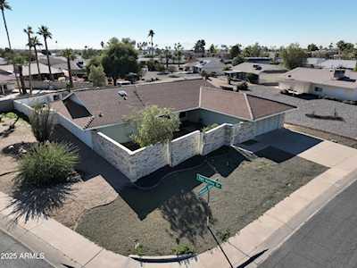 Property at 9803 W PEBBLE BEACH DR Sun City AZ 85351