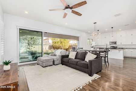 Property at 836 E GARY LN Phoenix AZ 85042