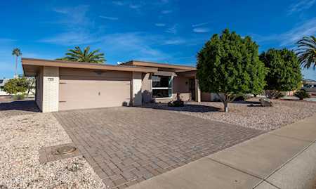 Property at 9528 W INDIAN HILLS DR Sun City AZ 85351