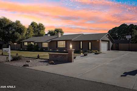 7133 W BANFF LN Peoria AZ 85381 Property