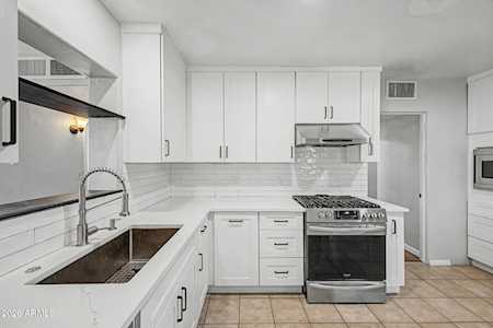 4232 N 10TH ST Phoenix AZ 85014 Property