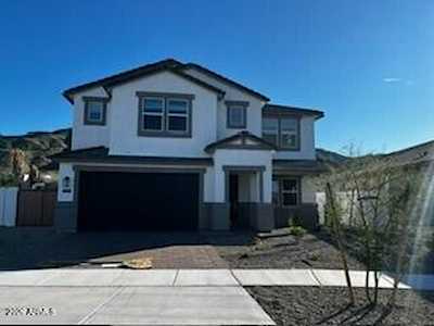 10038 S 23RD LN Phoenix AZ 85041 Property