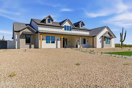 Property at 8042 E Palm LN Mesa AZ 85207